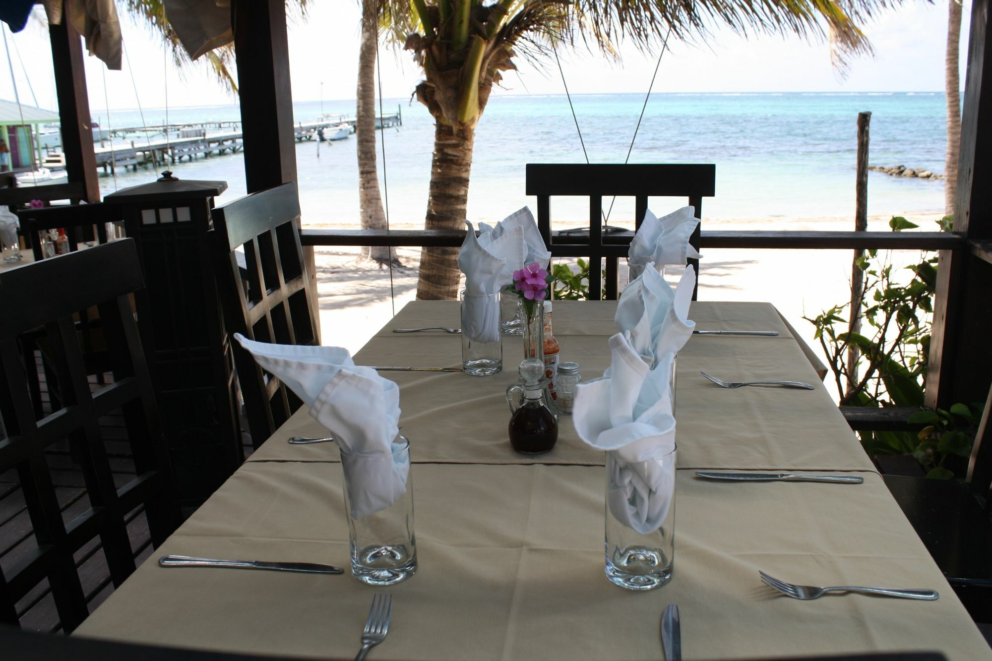 Holiday Hotel San Pedro (Ambergris Caye) Exterior foto