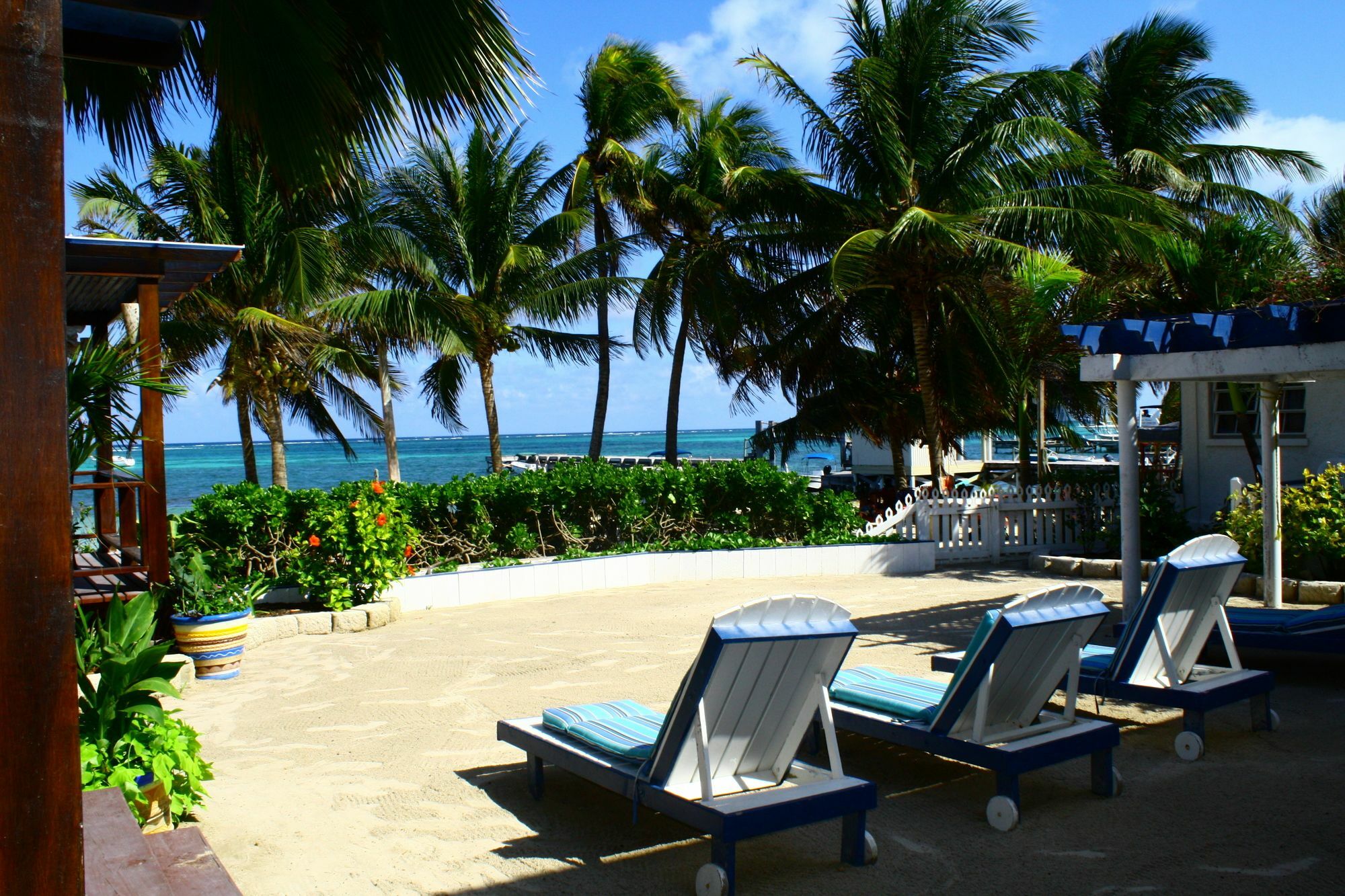 Holiday Hotel San Pedro (Ambergris Caye) Exterior foto
